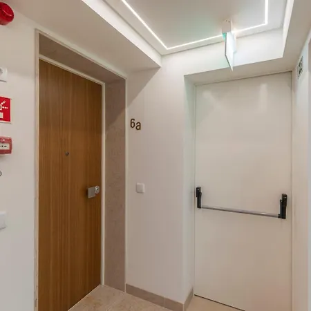 Διαμέρισμα Dq De Loule 44 *